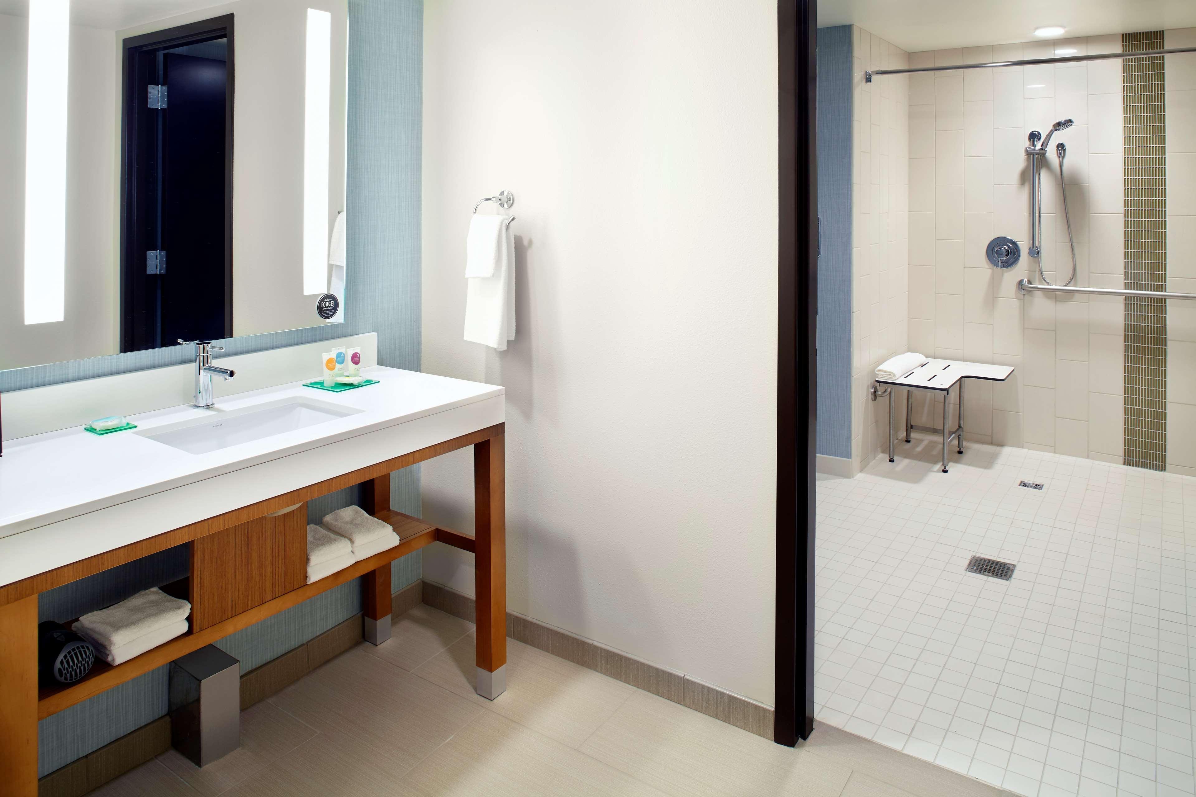 Hyatt Place Cleveland/Lyndhurst/Legacy Village Eksteriør bilde