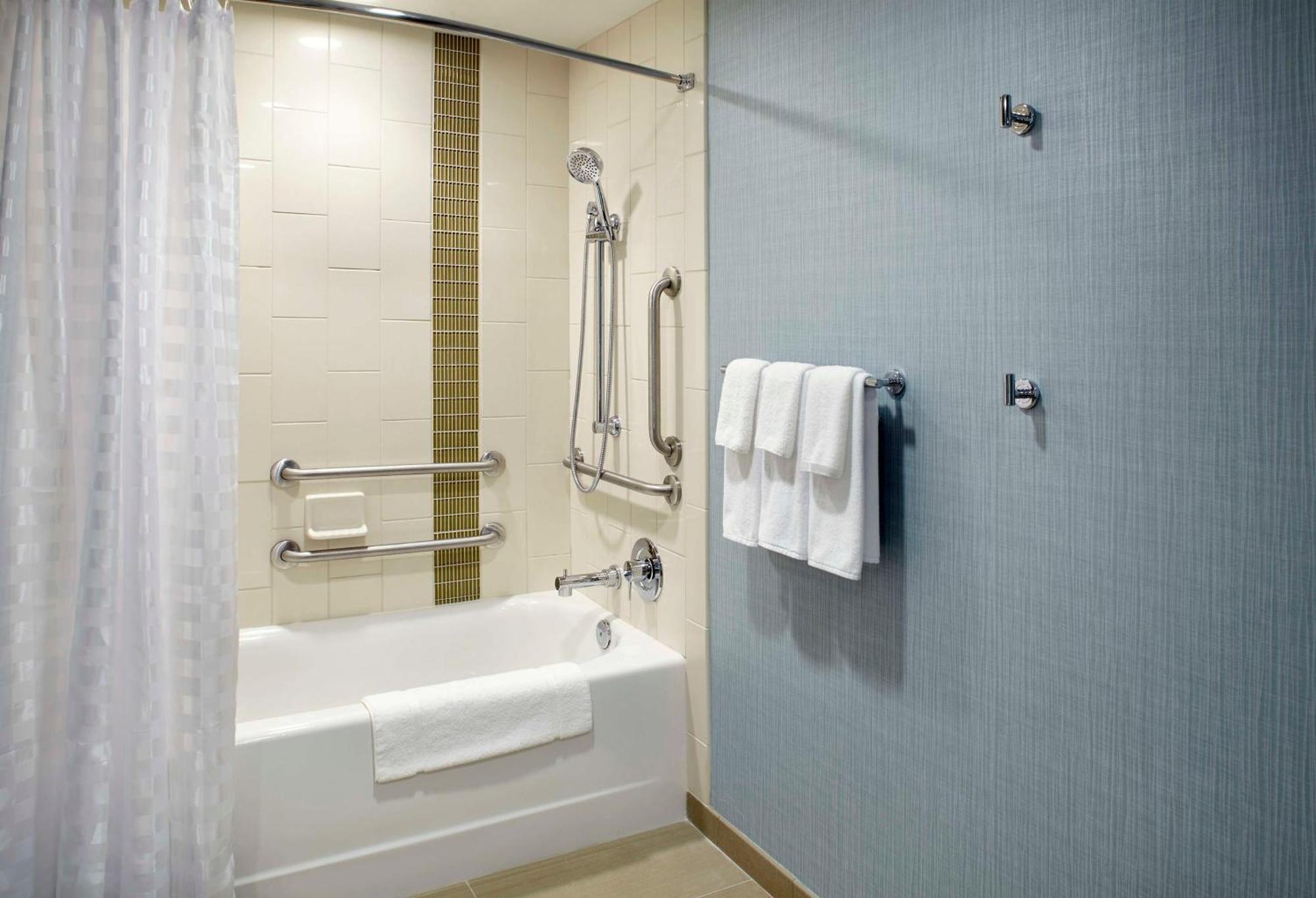 Hyatt Place Cleveland/Lyndhurst/Legacy Village Eksteriør bilde